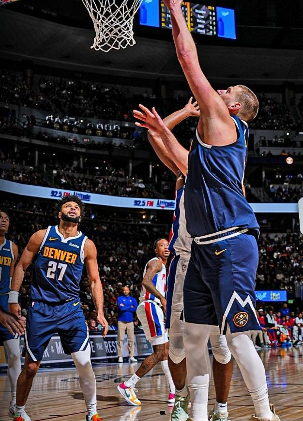 小托马斯适应突变势力过剩,绿军被活塞连败 小托马斯适应突变势力过剩,绿军被活塞连败