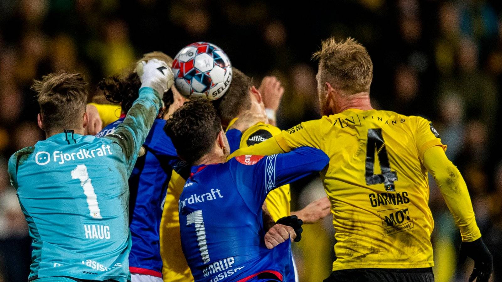 包含赫塔菲主场告捷,前锋头槌绝杀帮助球队夺取三分的词条 包含赫塔菲主场告捷,前锋头槌绝杀帮助球队夺取三分的词条