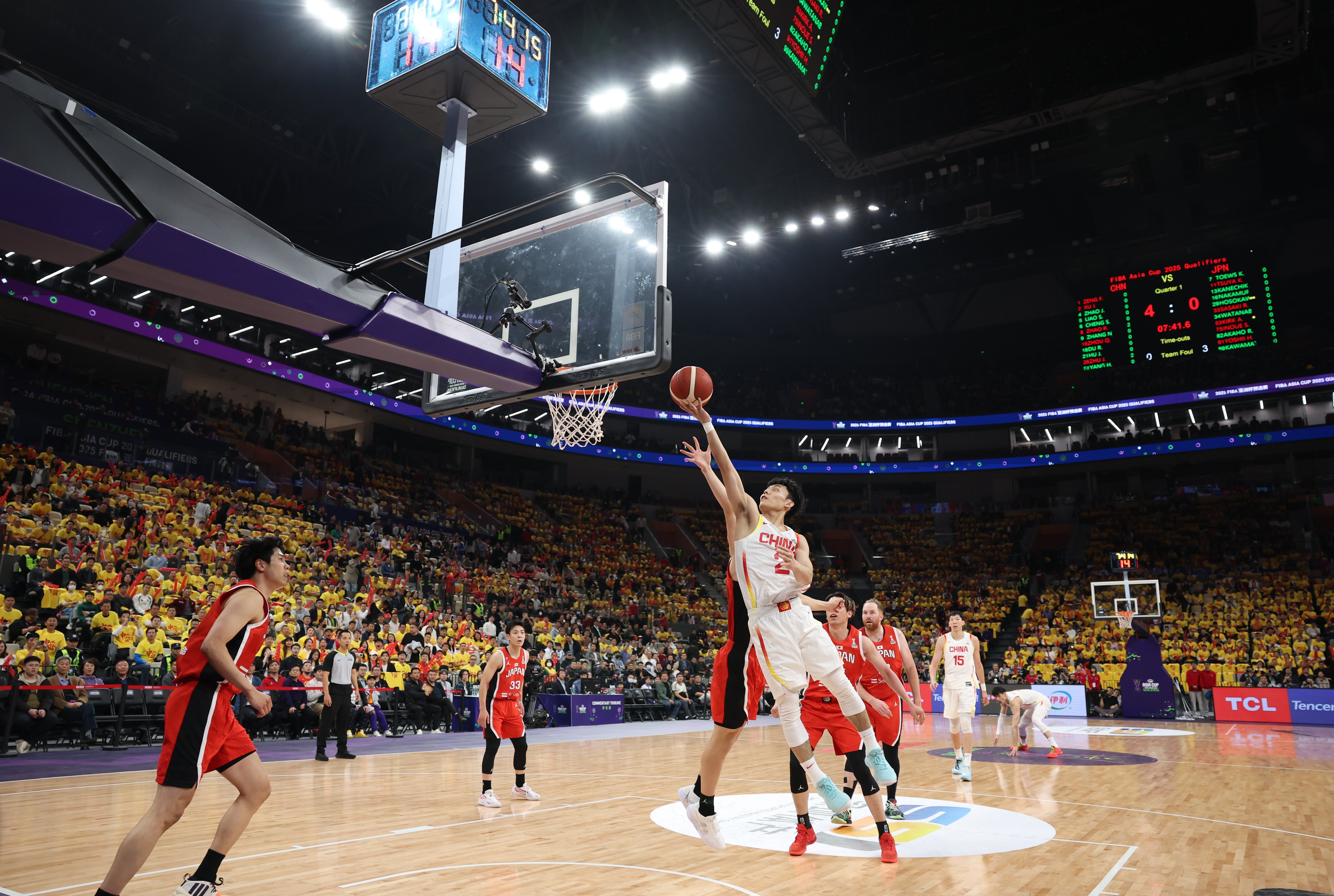 关于球场上的激烈比拼,国内篮球联赛势不可挡的信息 关于球场上的激烈比拼,国内篮球联赛势不可挡的信息