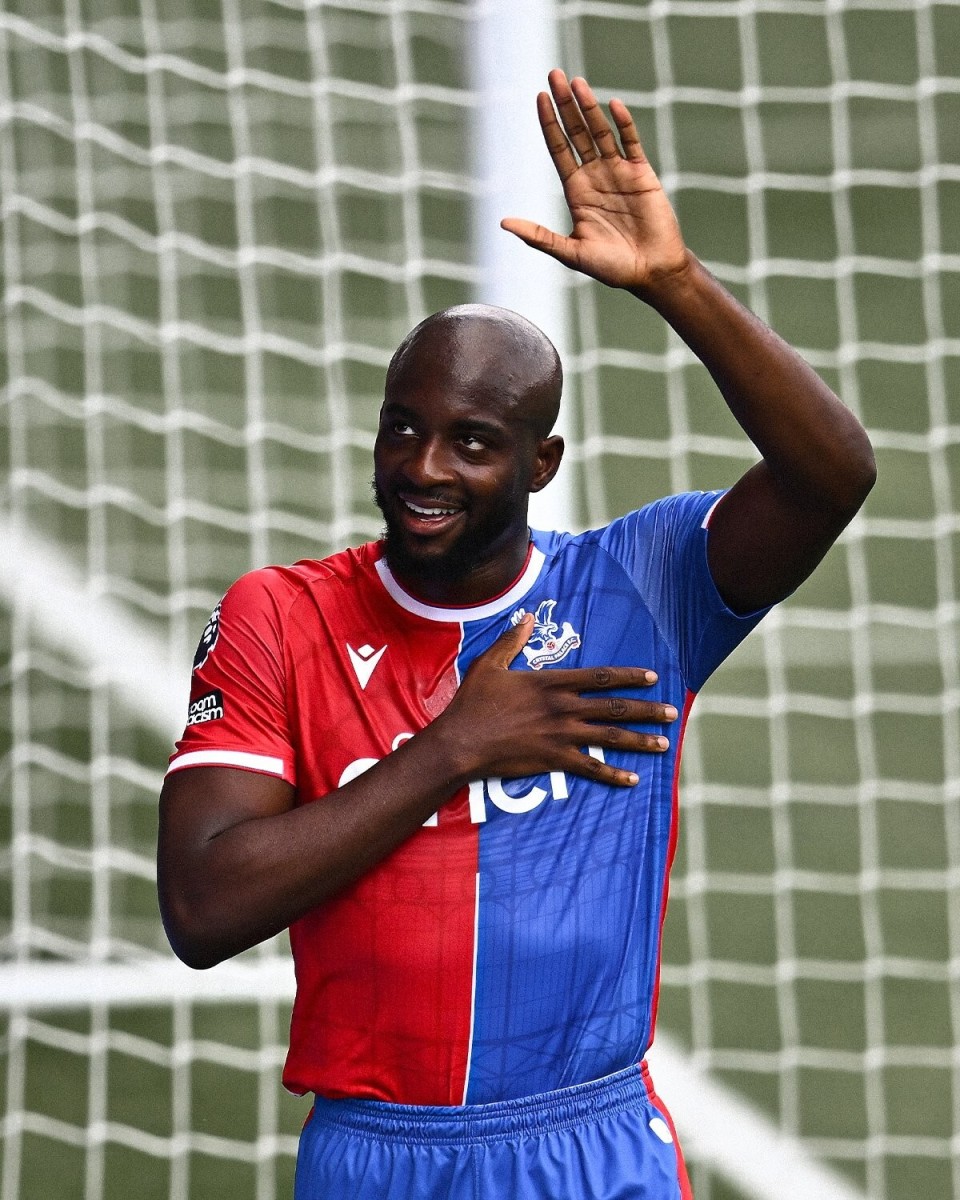 赫塔菲球员上演帽子戏法，助队获胜的简单介绍