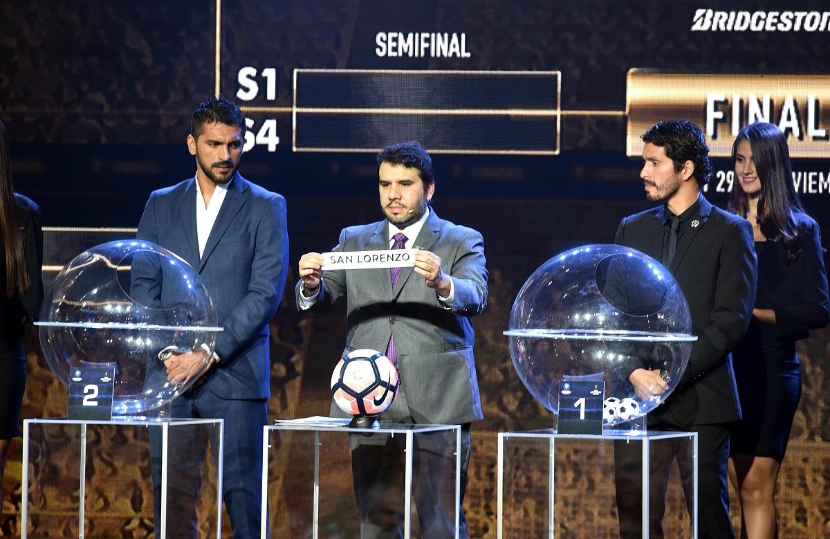 欧洲杯赛场上热血激荡,豪强争霸 欧洲杯赛场上热血激荡,豪强争霸