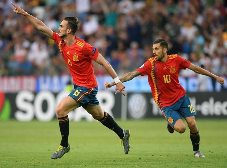 欧国联比赛激情四射,球员无畏压力 欧国联比赛激情四射,球员无畏压力