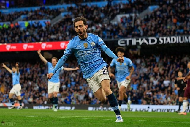 曼城客场战平维拉，继续向前迈进