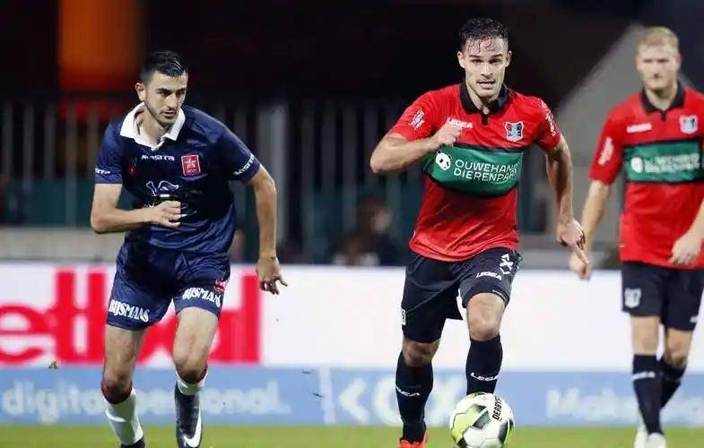 梅斯客场不敌亚眠,跌至法甲第七 梅斯客场不敌亚眠,跌至法甲第七