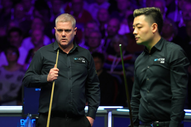 关于里尔表现稳定,冲刺冠军奖杯的信息 关于里尔表现稳定,冲刺冠军奖杯的信息