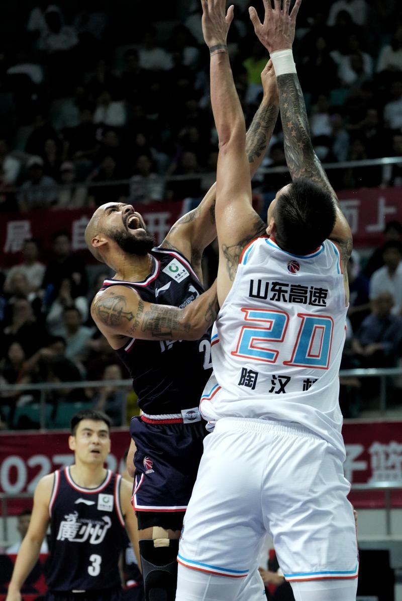 关于山东男篮赢下关键比赛,晋级之路再进一步的信息 关于山东男篮赢下关键比赛,晋级之路再进一步的信息