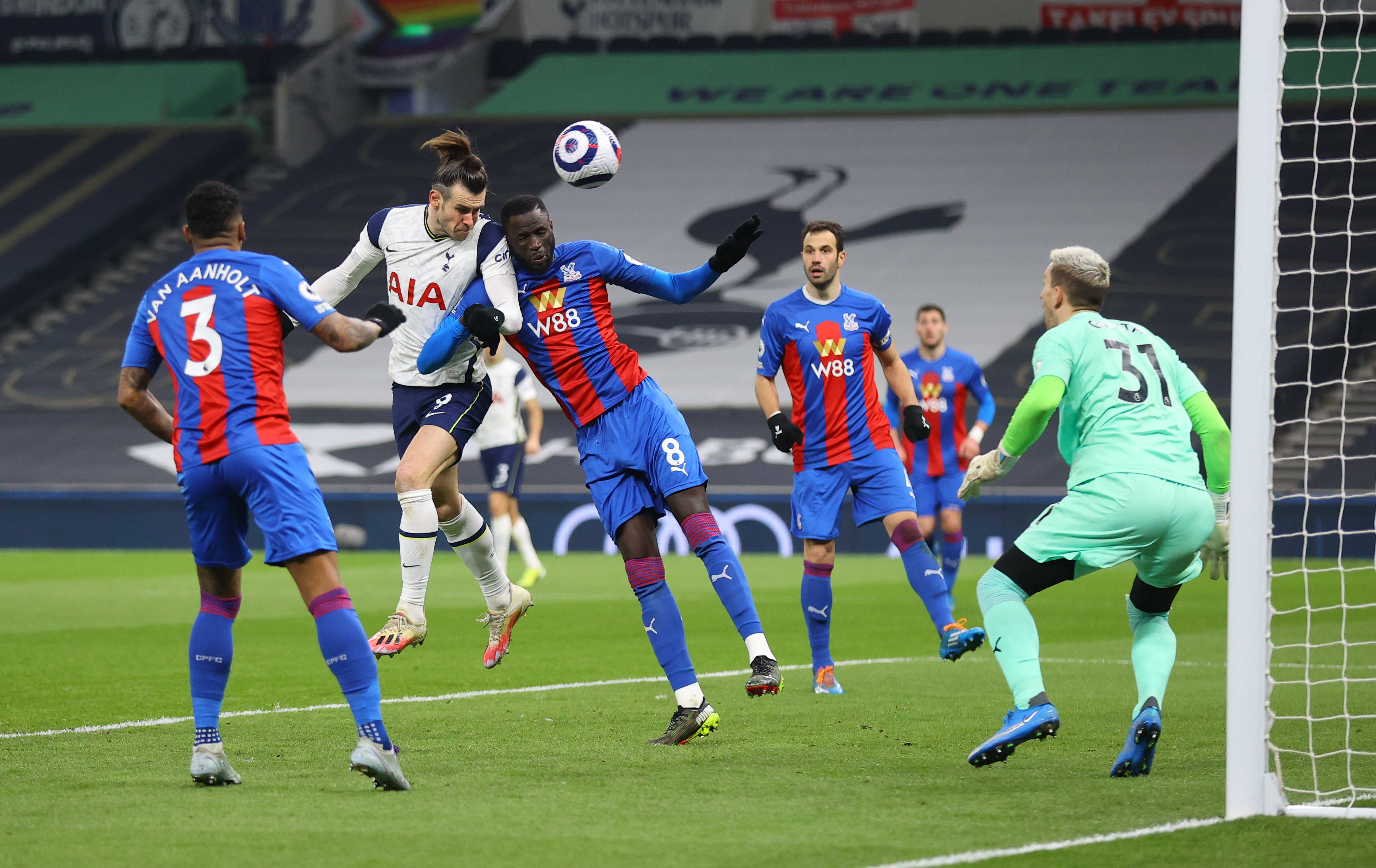 纽卡斯尔联首发告捷,实现保级大计 纽卡斯尔联首发告捷,实现保级大计