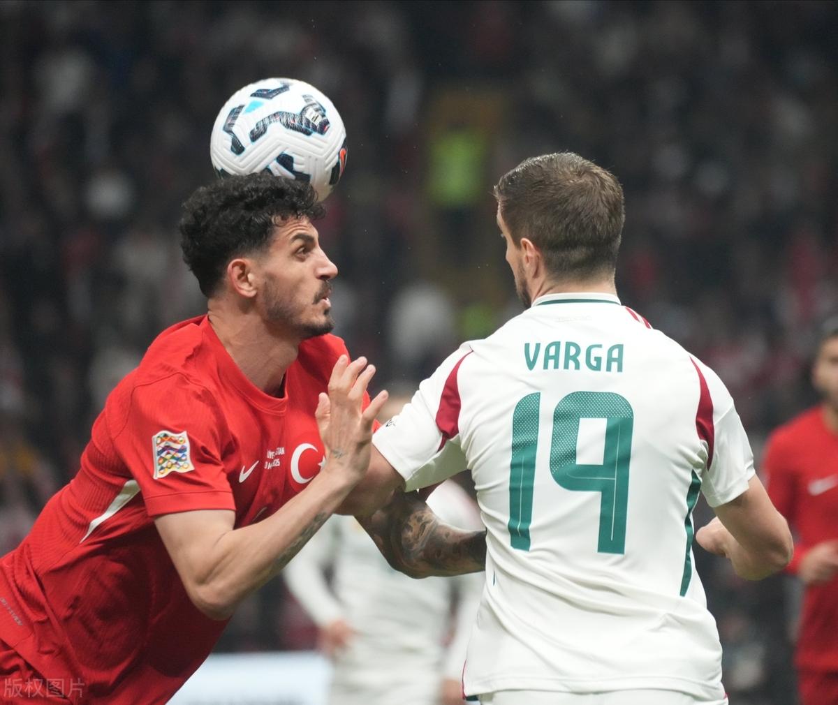 关于无懈可击的表现，豪门队伍欧国联赛精彩比拼的信息