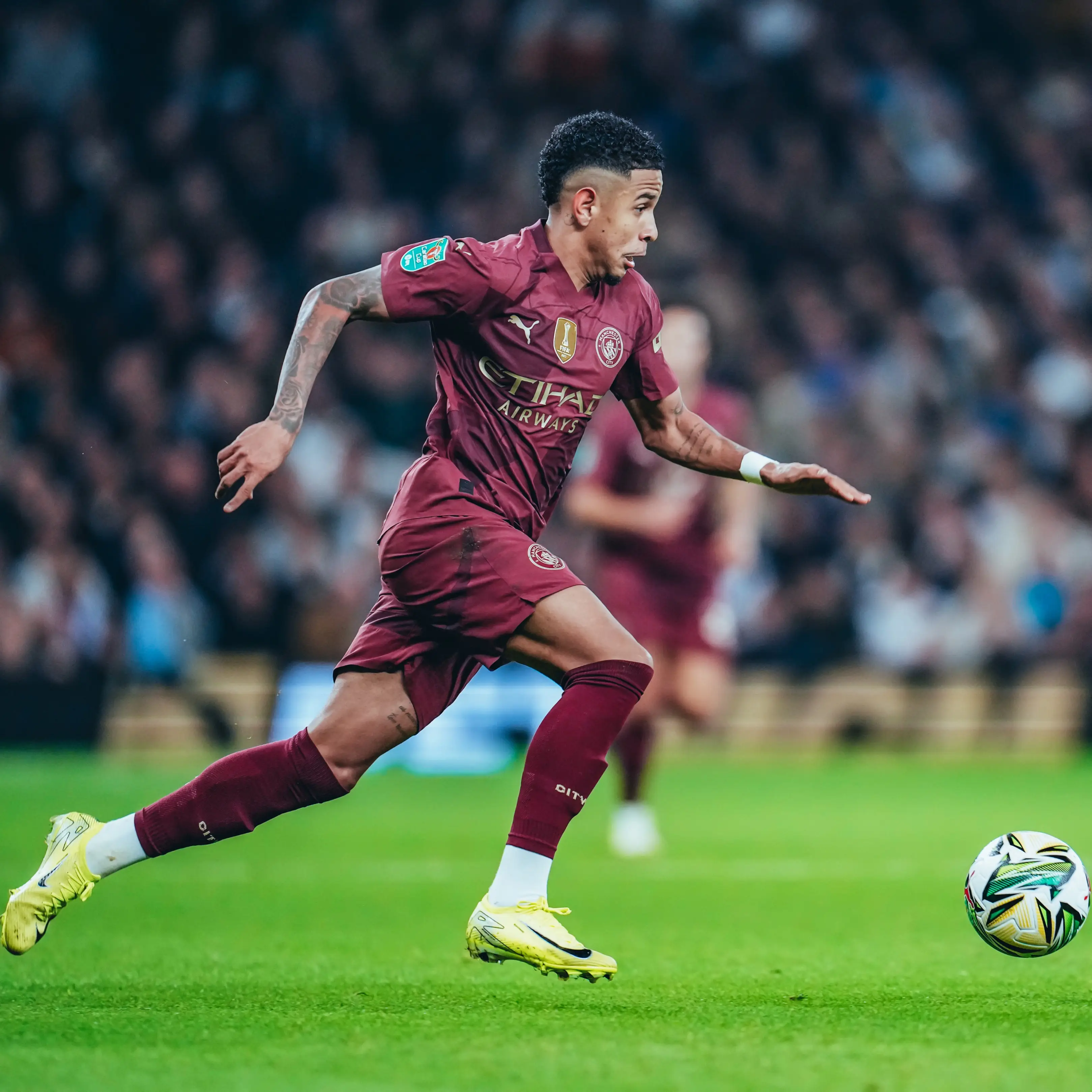 曼城十连胜稳坐英超寰宇霸主 曼城十连胜稳坐英超寰宇霸主