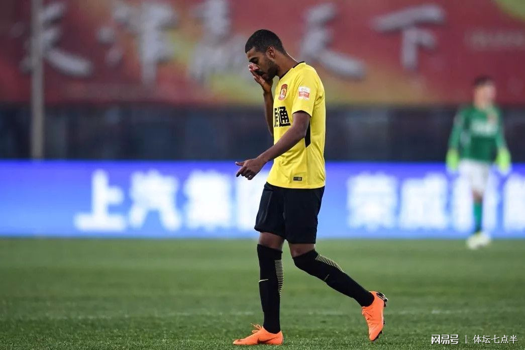 黄蜂队外援因个人原因离队 黄蜂队外援因个人原因离队