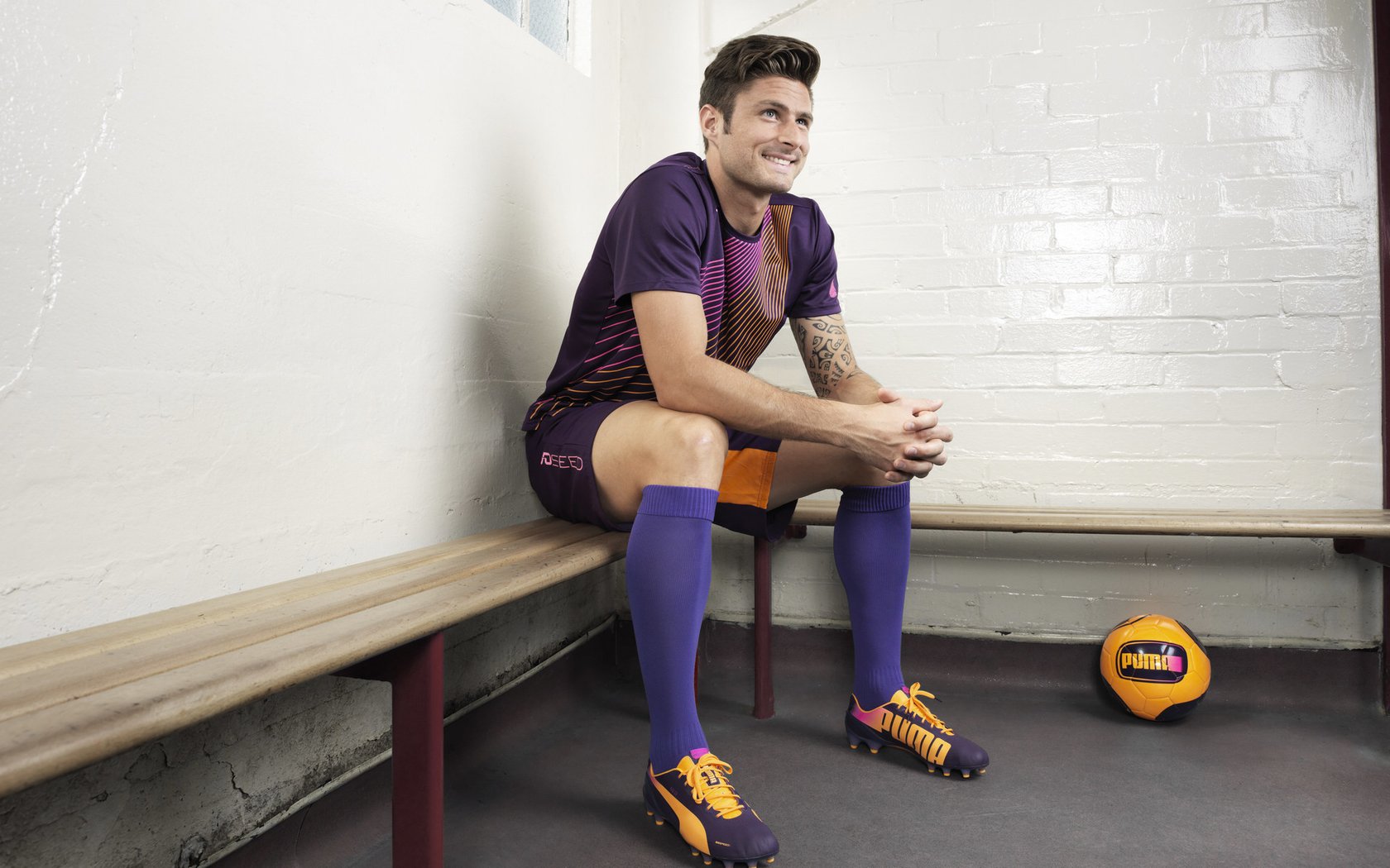 双城记,当英超争冠映照绿城之痛—记老鹰狂胜浙江队的隐喻之夜